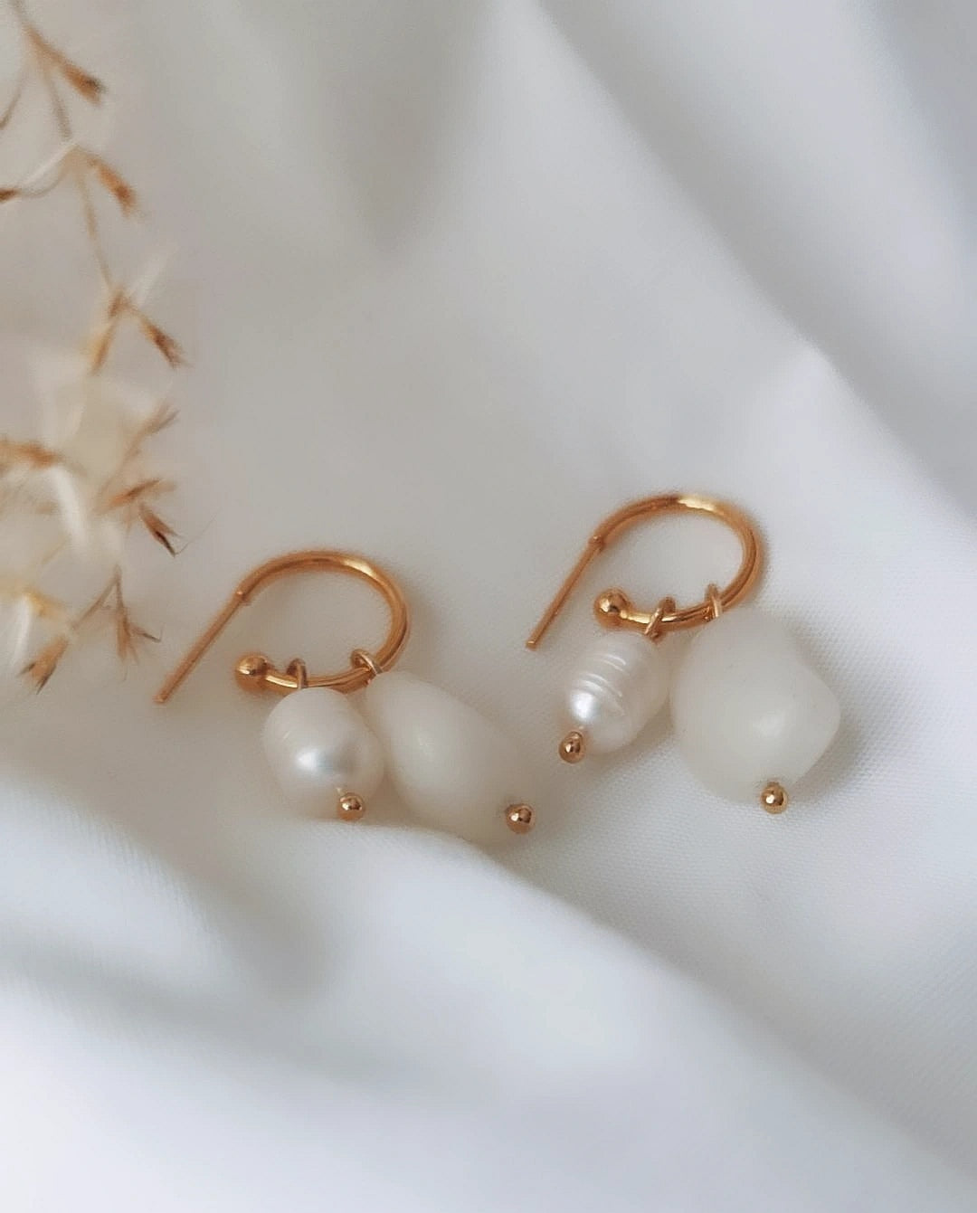 Moonstone and peal earrings