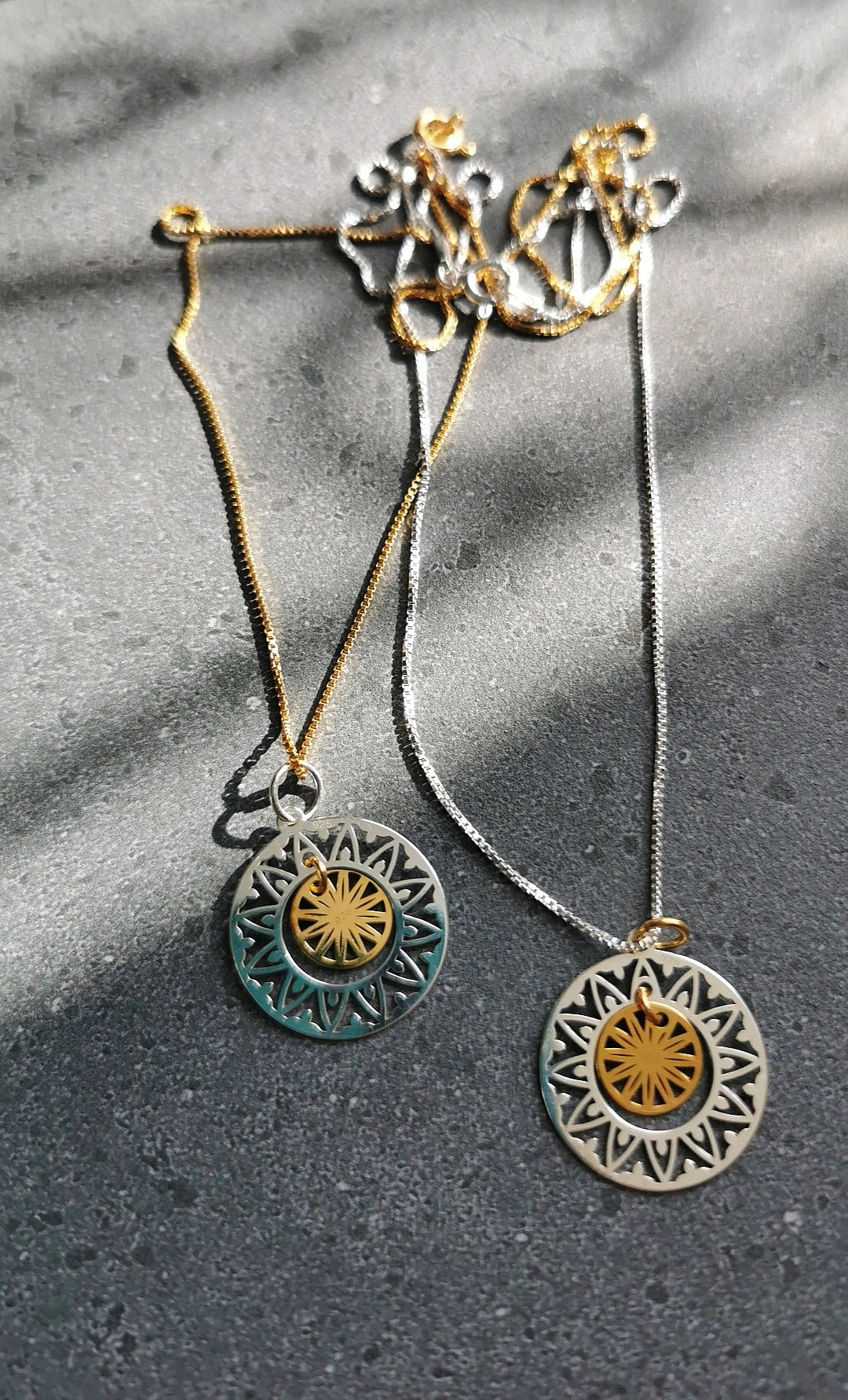 Flower necklace