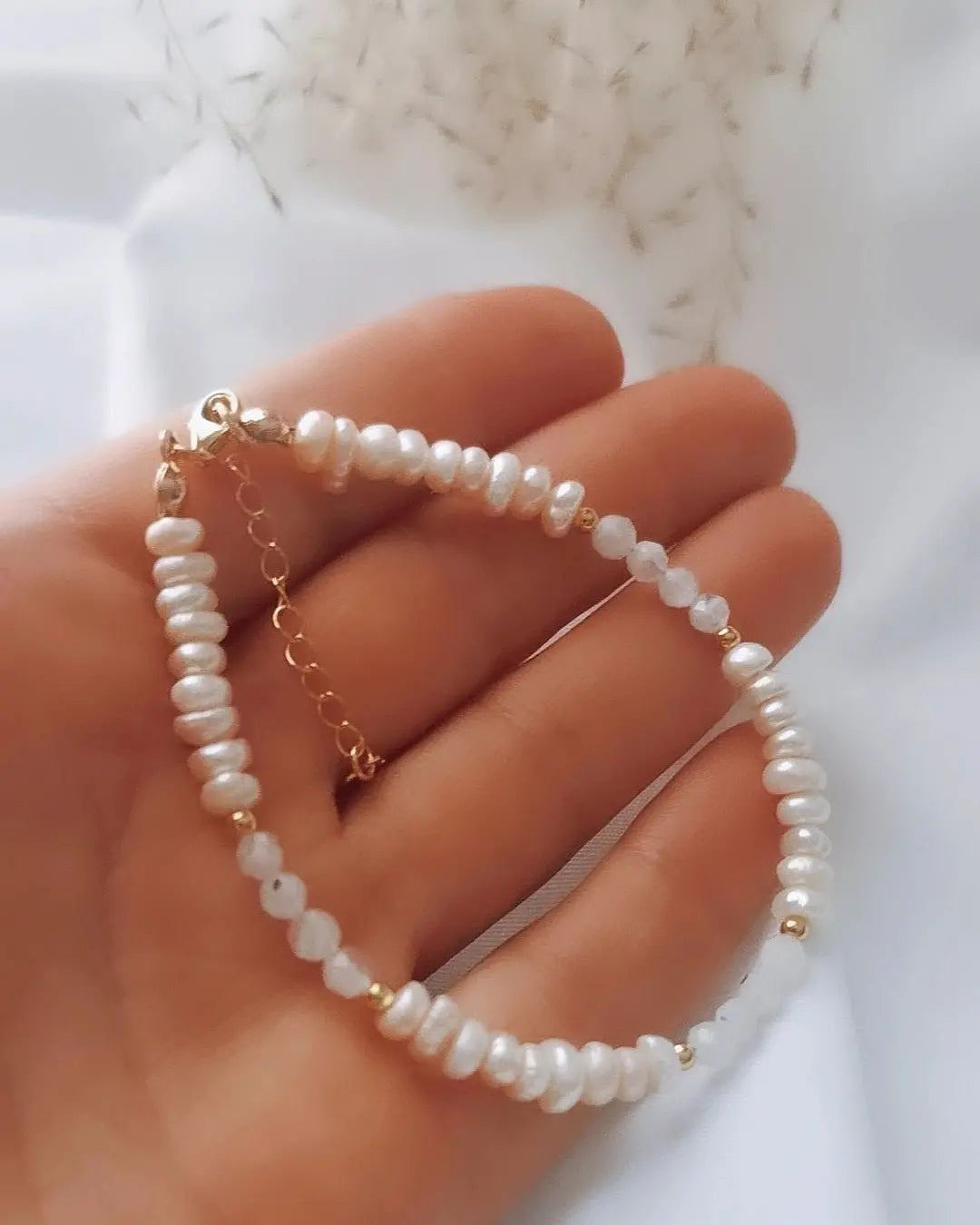 Moonstone and pearl bracelet