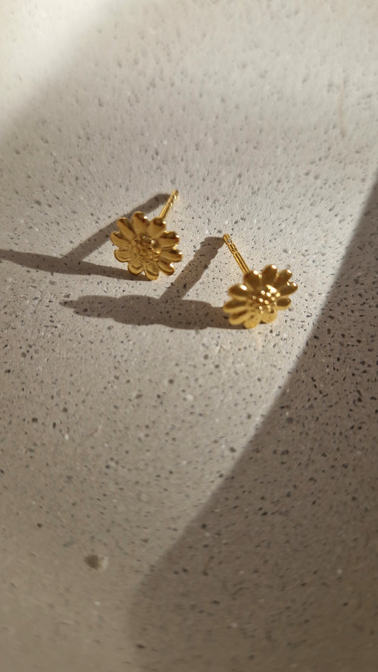 Daisy earrings